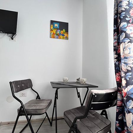 Lower Town Studio #2 Sibiu Bagian luar foto